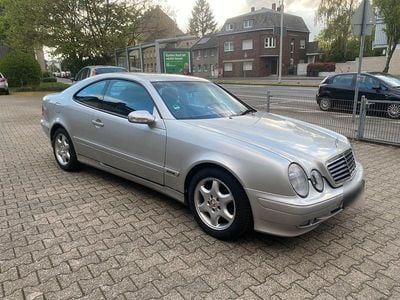 Usata Mercedes CLK230 Avantgarde 193 CV (141 kW) 2000 Argento Coupé
