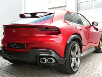 Neu Ferrari Purosangue 725 PS (533 kW) 2026 Rot SUV