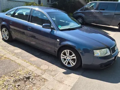 Używany Audi A6 Performance 155 KM (114 kW) 2002 Niebieski Sedan/Limuzyna
