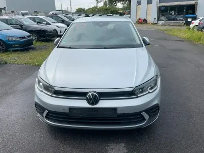 Gebraucht VW Polo Life 95 PS (69 kW) 2024 Silber Kleinwagen