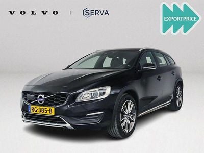 Gebraucht Volvo V60 CC Summum 150 PS (110 kW) 2016 Schwarz Kombi
