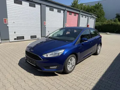 Gebraucht Ford Focus Business Edition 120 PS (88 kW) 2015 Indicblau metallic Limousine