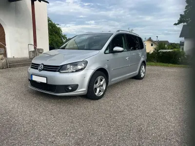 Gebraucht VW Touran Life 105 PS (77 kW) 2013 Silber Van / Kleinbus