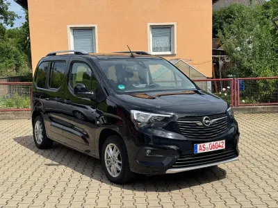 Gebraucht Opel Combo Life Innovation 131 PS (96 kW) 2020 Schwarz Van / Kleinbus