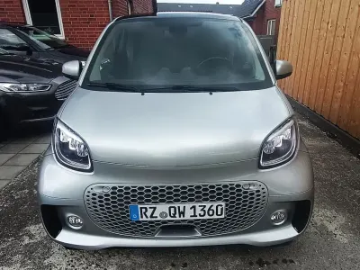 Gebraucht Smart ForTwo Electric Drive 41 kW (56 PS) 2019 Silber Coupé