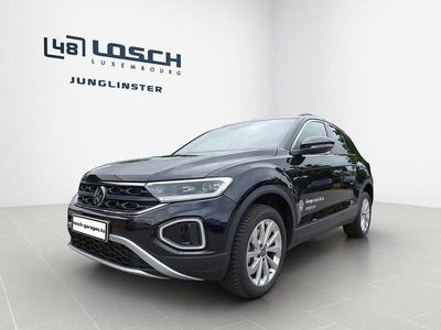 Second-hand VW T-Roc Life 150 CP (110 kW) 2025 Negru SUV