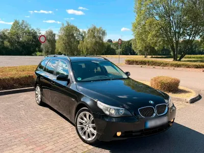 Gebraucht BMW 530 238 PS (175 kW) 2006 Schwarz Kombi