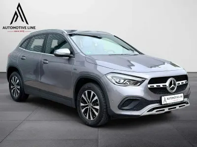 Gebraucht Mercedes GLA250 160 PS (117 kW) 2020 Mountaingrau SUV