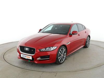 Gebraucht Jaguar XE R-Sport 241 PS (177 kW) 2017 Rot Limousine