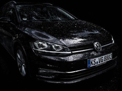 Gebraucht VW Golf VII Comfortline 116 PS (85 kW) 2019 Schwarz Kombi