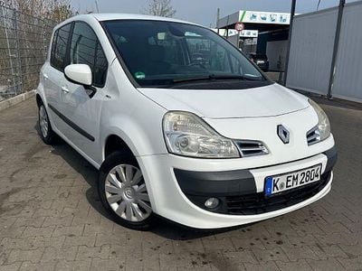 Gebraucht Renault Modus Night&Day 107 PS (78 kW) 2012 Weiß Van / Kleinbus