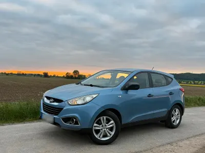Gebraucht Hyundai Tucson 136 PS (100 kW) 2012 Blau SUV