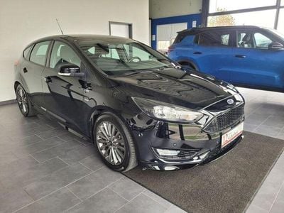 Second-hand Ford Focus ST-Line 125 CP (91 kW) 2017 Negru Berlinǎ