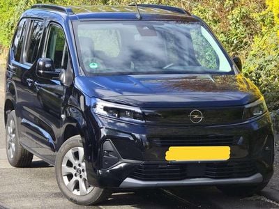 Gebraucht Opel Combo Life 131 PS (96 kW) 2024 Schwarz Van / Kleinbus