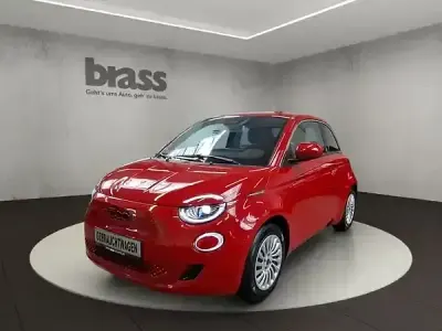 Usata Fiat 500e 69 kW (95 CV) 2022 Rosso Berlina