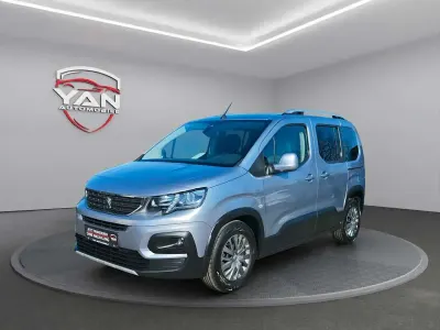 Occasion Peugeot Rifter 102 ch (75 kW) 2021 Gris Monospace
