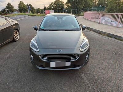 Gebraucht Ford Fiesta Titanium 101 PS (74 kW) 2019 Grau Kleinwagen