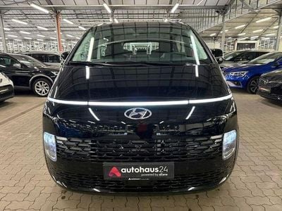 Usata Hyundai Staria Trend 177 CV (130 kW) 2023 Nero Monovolume