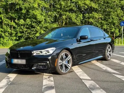 Gebraucht BMW 750L M Sport 449 PS (330 kW) 2017 Schwarz Limousine