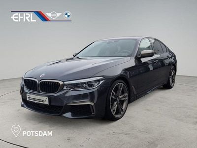 Grau Gebraucht 2018 BMW M550 Shadowline Limousine | 38.790 € (Fairer Preis)