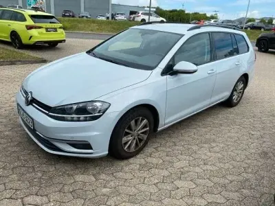 Gebraucht VW Golf VII Comfortline 125 PS (91 kW) 2018 Silber Kombi