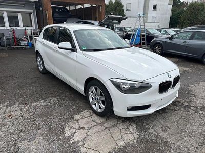 Gebraucht BMW 116 116 PS (85 kW) 2014 Weiß Kleinwagen