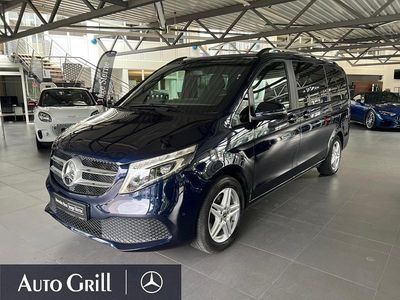 Blau Gebraucht 2020 Mercedes V220 Sport Van / Kleinbus | 44.950 € (Fairer Preis)