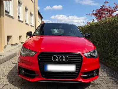 Gebraucht Audi A1 Sportback Ambition 122 PS (89 kW) 2012 Rot Kleinwagen