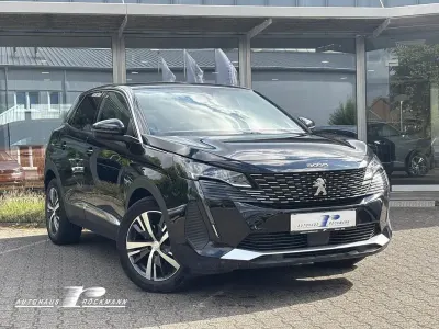 Gebraucht Peugeot 3008 Allure 131 PS (96 kW) 2024 Perla nera/metallic SUV