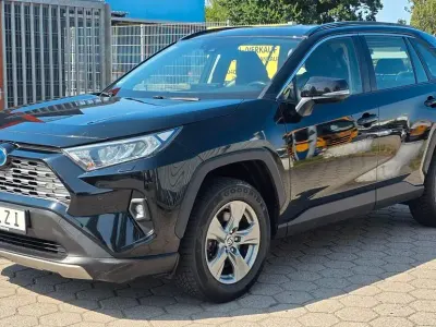 Gebraucht Toyota RAV4 Hybrid Business Edition 178 PS (130 kW) 2023 Schwarz SUV