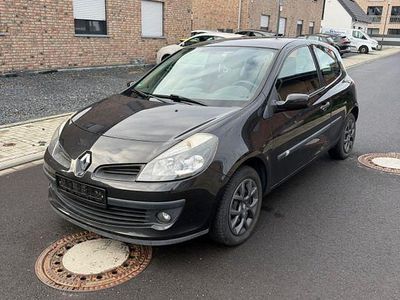 Gebraucht Renault Clio II 86 PS (63 kW) 2008 Schwarz Limousine