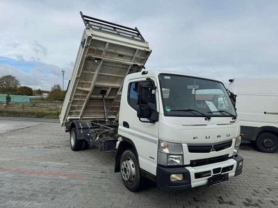 Gebraucht Mitsubishi Canter 175 PS (128 kW) 2021 Weiß Van / Kleinbus