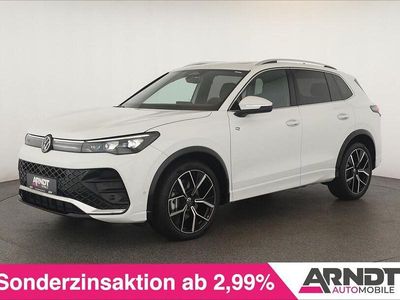 Gebraucht VW Tiguan R-line 150 PS (110 kW) 2025 Pure white SUV