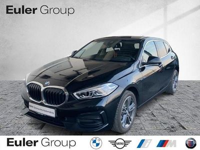 Schwarz Gebraucht 2022 BMW 120 Sport Line Kleinwagen | 23.288 € (Fairer Preis)