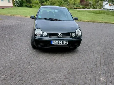 Gebraucht VW Polo 52 PS (38 kW) 2004 Schwarz Kleinwagen