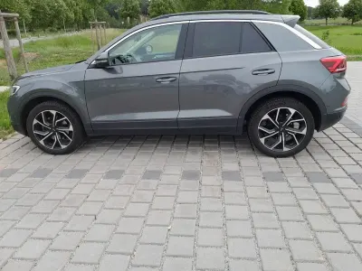 Gebraucht VW T-Roc Life 150 PS (110 kW) 2022 Grau SUV