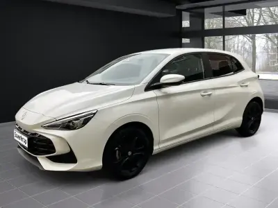 Begagnad MG MG3 Comfort 194 HK (142 kW) 2024 Vit Halvkombi