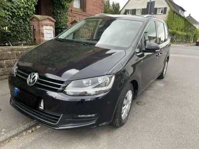 Gebraucht VW Sharan Life 140 PS (102 kW) 2014 Schwarz Van / Kleinbus