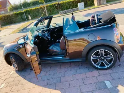 Gebraucht Mini Cooper Cabriolet 90 PS (66 kW) 2011 Braun Cabrio