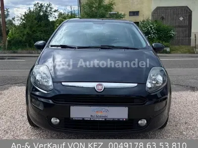 Gebraucht Fiat Punto Evo 77 PS (56 kW) 2011 Schwarz Kleinwagen