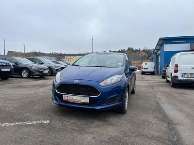 Gebraucht Ford Fiesta Trend 82 PS (60 kW) 2016 Blau Limousine