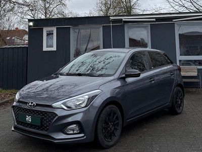 Gebraucht Hyundai i20 YES! 101 PS (74 kW) 2020 Grau Kleinwagen