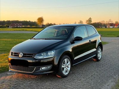 Gebraucht VW Polo Match 69 PS (50 kW) 2012 Schwarz Kleinwagen