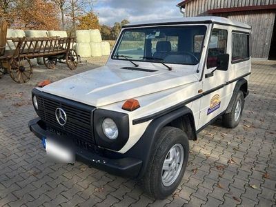 Gebraucht Mercedes 200 109 PS (80 kW) 1987 Weiß SUV