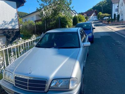 Mercedes C180