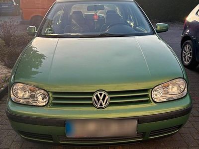 Gebraucht VW Golf IV 75 PS (55 kW) 1999 Grün Kleinwagen