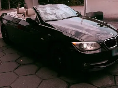 Gebraucht BMW 320 Cabriolet Sport Line 184 PS (135 kW) 2010 Schwarz Cabrio