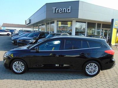 Gebraucht Ford Focus Titanium 120 PS (88 kW) 2019 Schwarz Kombi