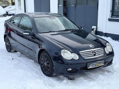 Schwarz Gebraucht 2007 Mercedes C200 Coupé | 6.450 € (Fairer Preis)