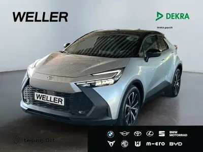 Gebraucht Toyota C-HR Team 140 PS (102 kW) 2024 Shimmering silver metallic SUV
